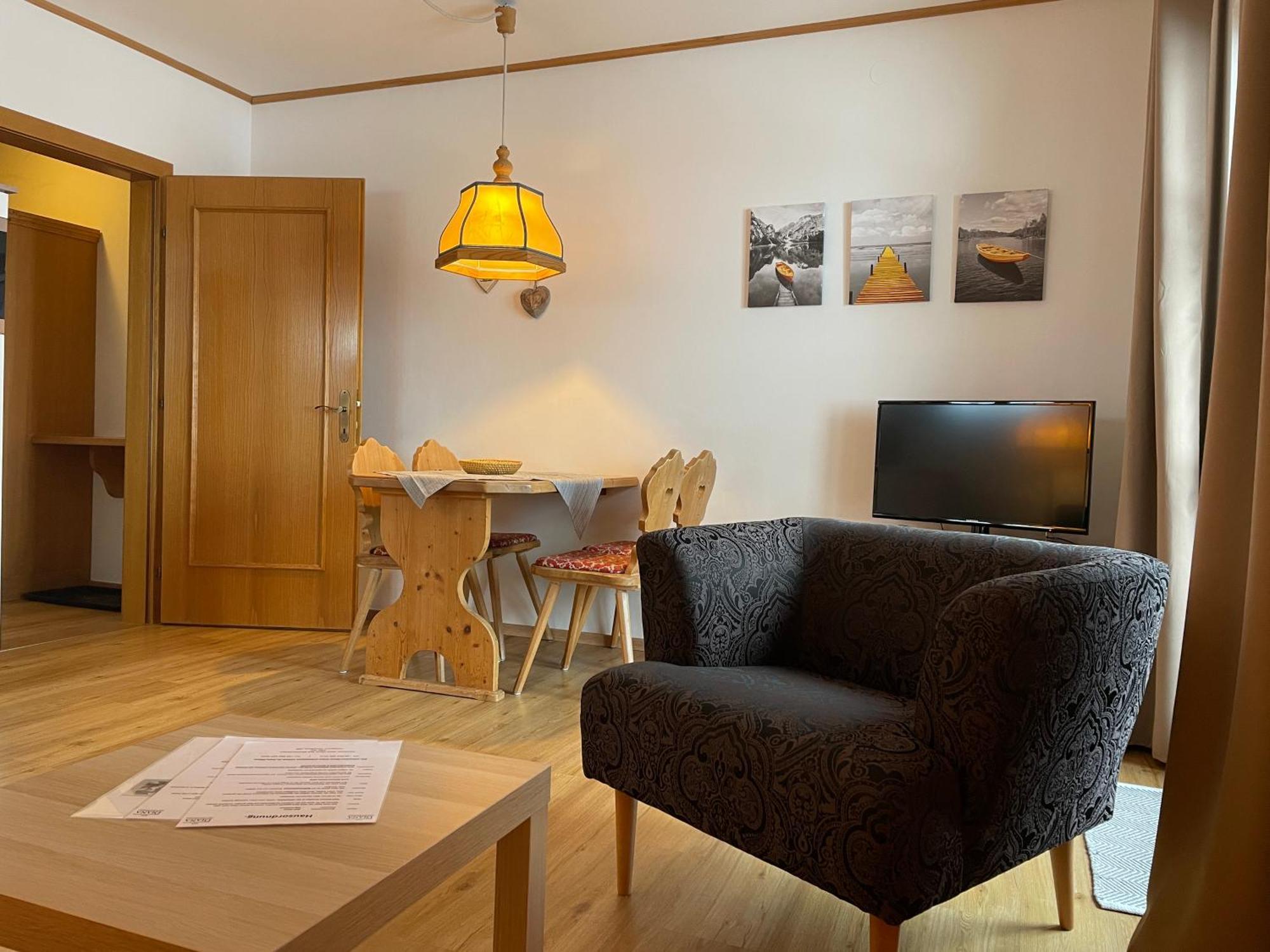 Appartements Diana Bad Kleinkirchheim Bilik gambar